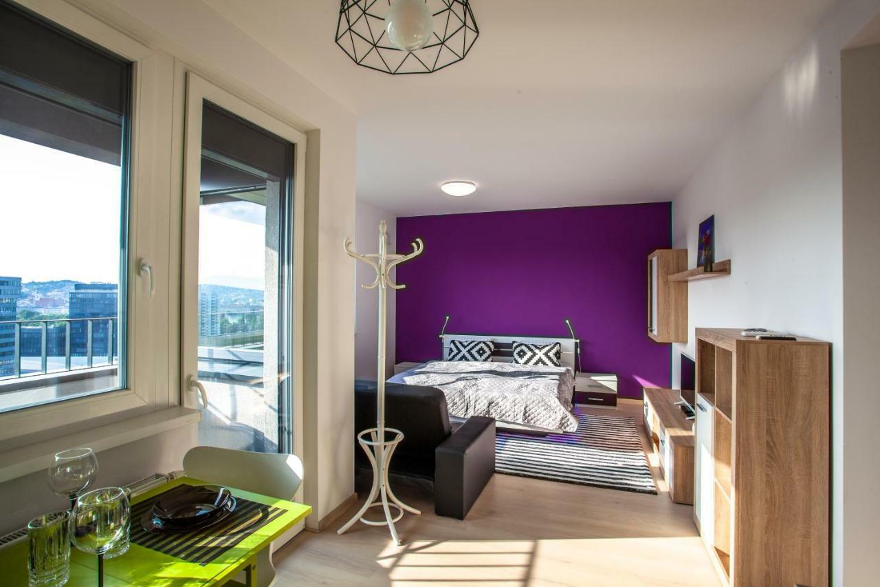 Air-Conditioned City View Apartment 24H Check-In Bratislava Exterior foto