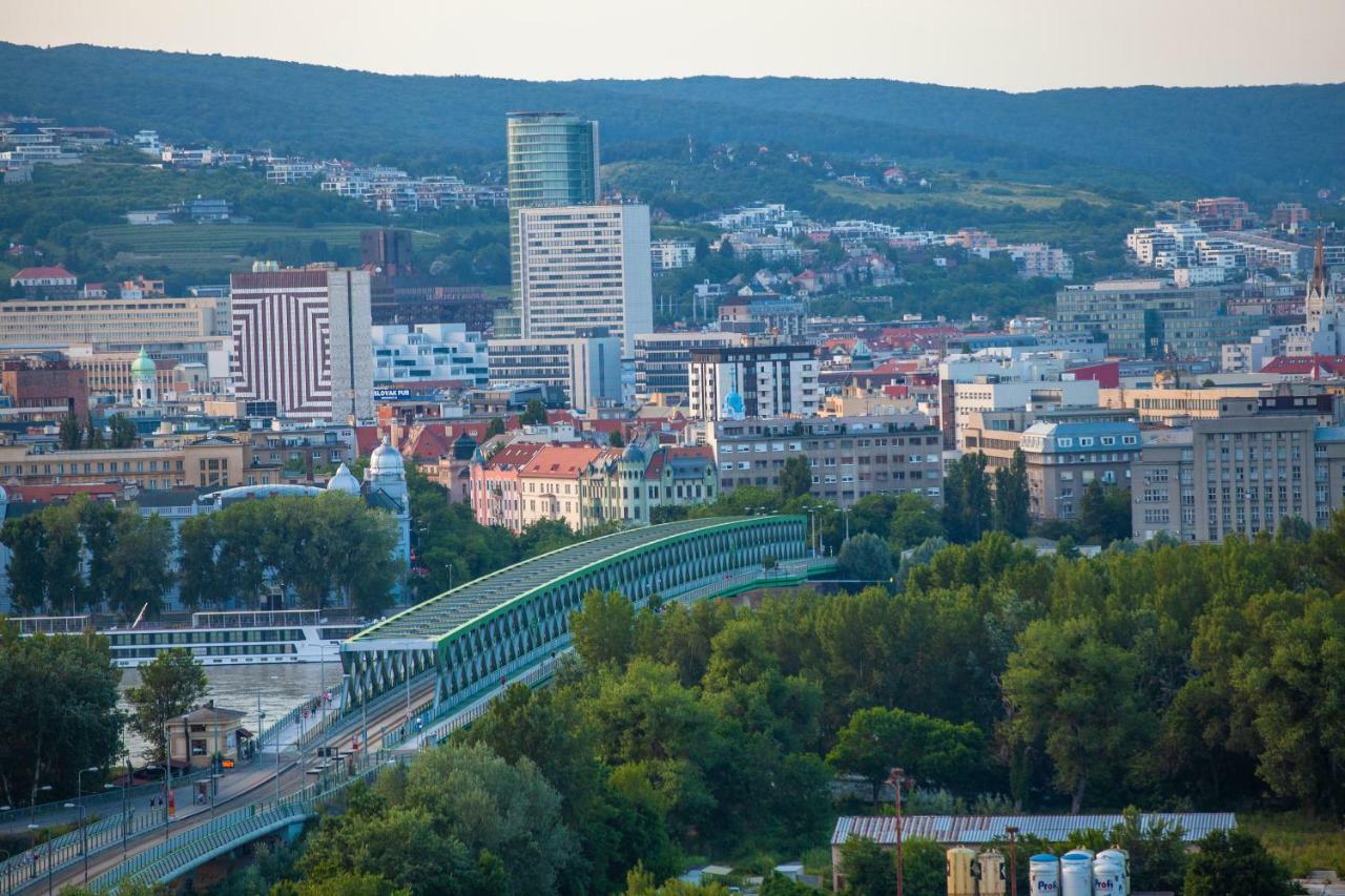 Air-Conditioned City View Apartment 24H Check-In Bratislava Exterior foto
