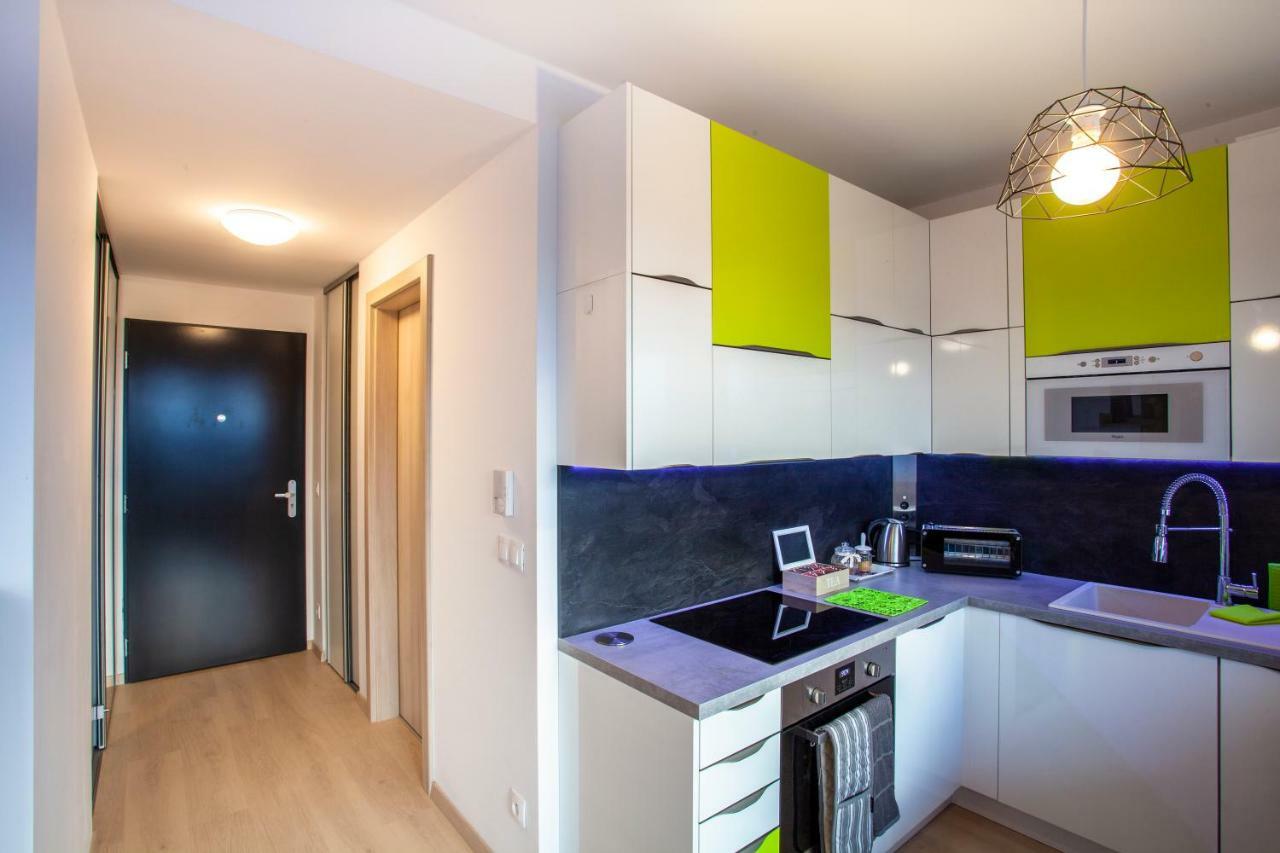 Air-Conditioned City View Apartment 24H Check-In Bratislava Exterior foto